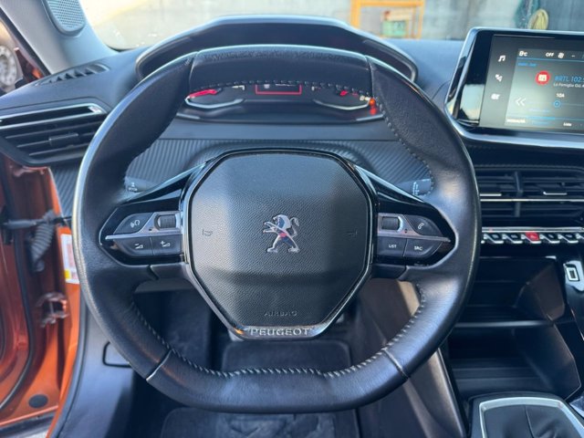 PEUGEOT 2008 BlueHDi 110 S&S Active Pack