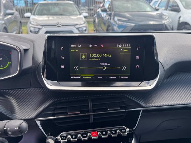 PEUGEOT 2008 BlueHDi 130 S&S EAT8 Active Pack