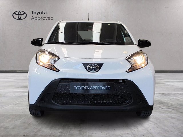 TOYOTA Aygo x 1.0 active 72cv