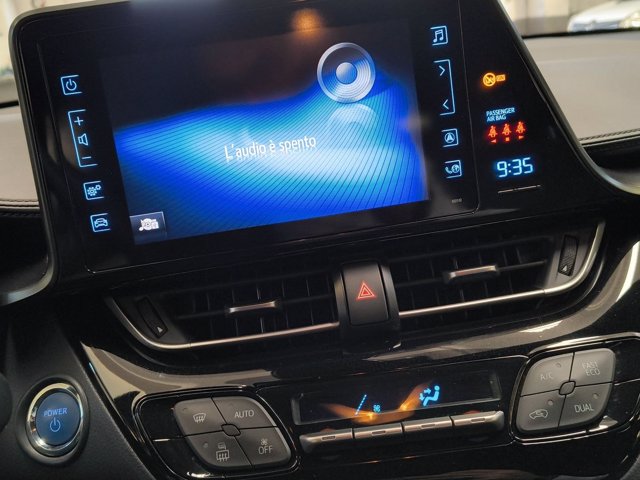 TOYOTA C-HR 1.8 Hybrid E-CVT Active