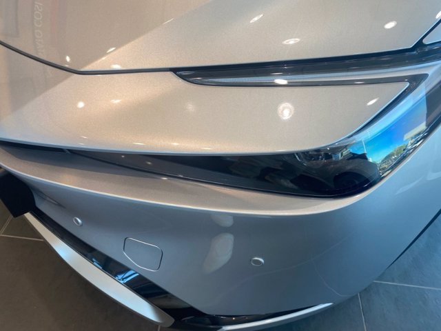 TOYOTA Prius 2.0 phev lounge