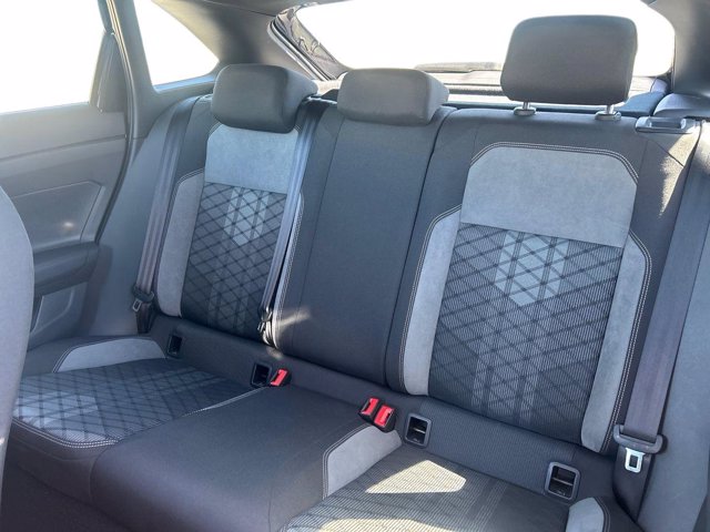 VOLKSWAGEN Taigo 1.0 tsi r-line 110cv