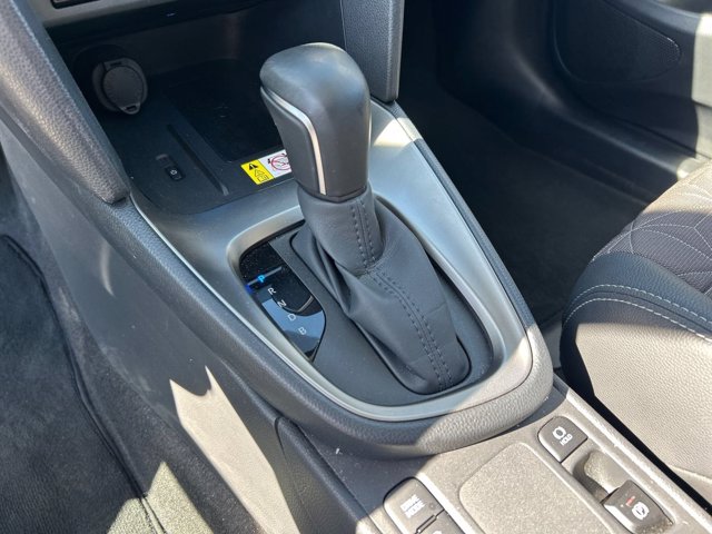 TOYOTA Yaris cross 1.5h lounge fwd 116cv e-cvt