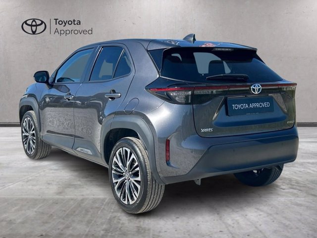 TOYOTA Yaris cross 1.5h lounge fwd 116cv e-cvt