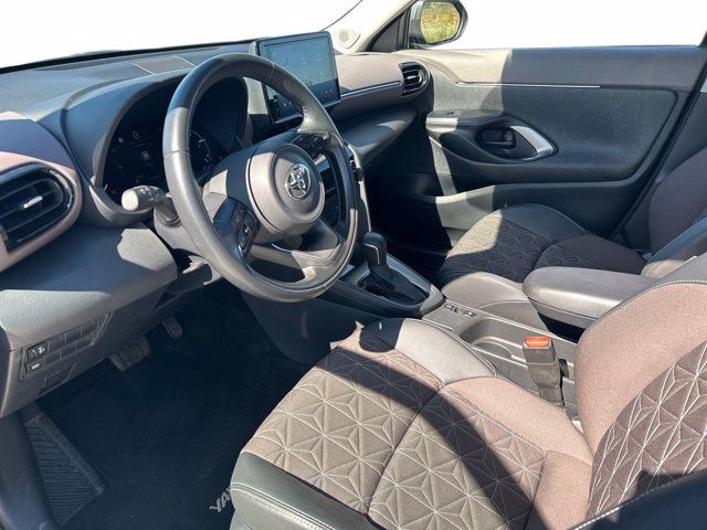 TOYOTA Yaris cross 1.5h lounge fwd 116cv e-cvt