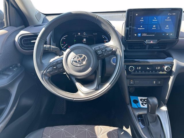 TOYOTA Yaris cross 1.5h lounge fwd 116cv e-cvt