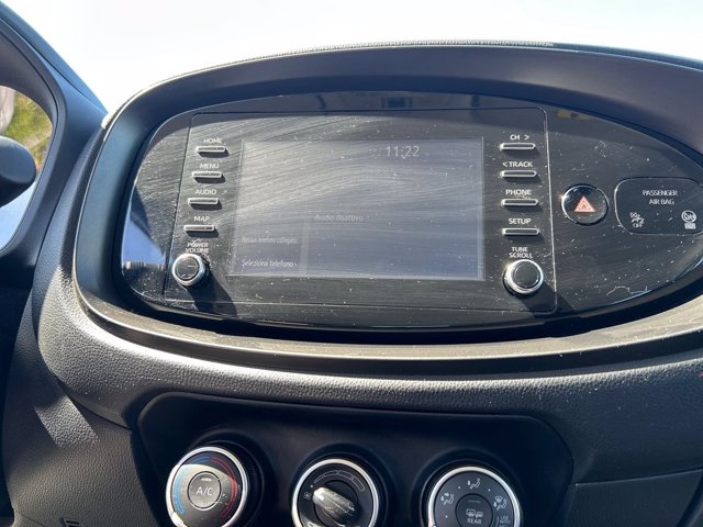 TOYOTA Aygo x 1.0 active 72cv