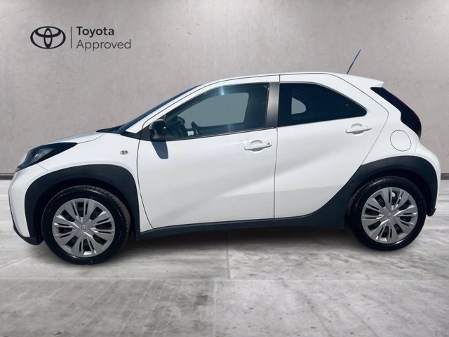 TOYOTA Aygo x 1.0 active 72cv