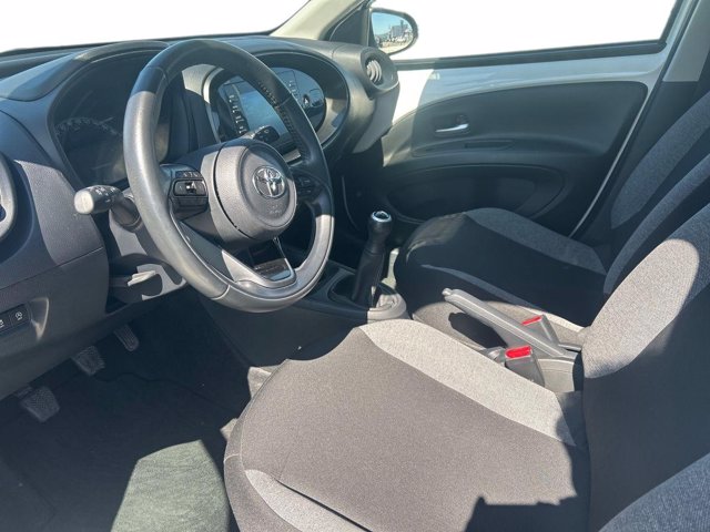 TOYOTA Aygo x 1.0 active 72cv