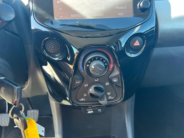 CITROEN C1 5p 1.0 vti shine