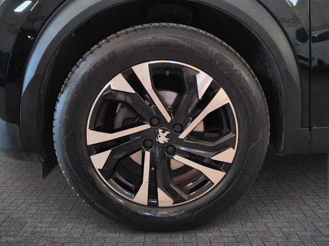 PEUGEOT 2008 PureTech 100 S&S Allure Pack