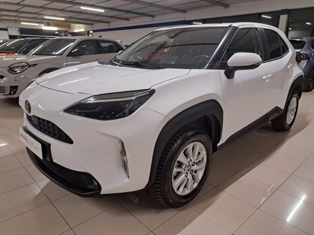 TOYOTA Yaris cross 1.5h active fwd 116cv e-cvt