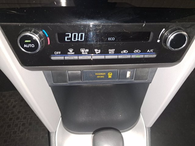 TOYOTA Yaris cross 1.5h active fwd 116cv e-cvt