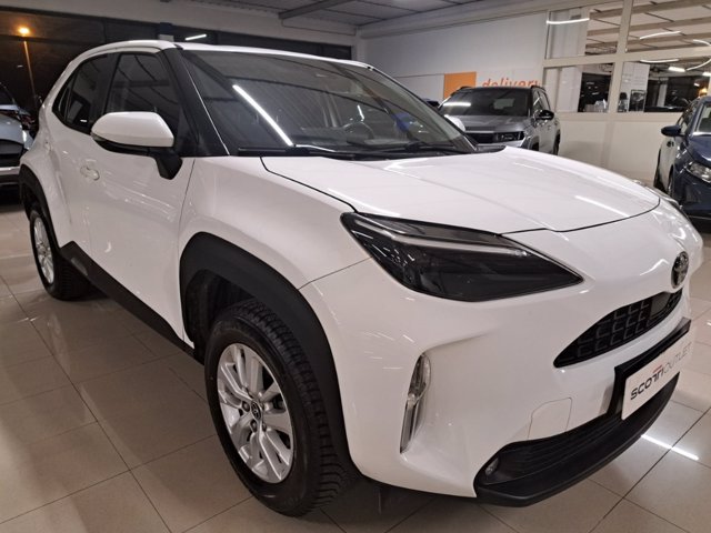 TOYOTA Yaris cross 1.5h active fwd 116cv e-cvt