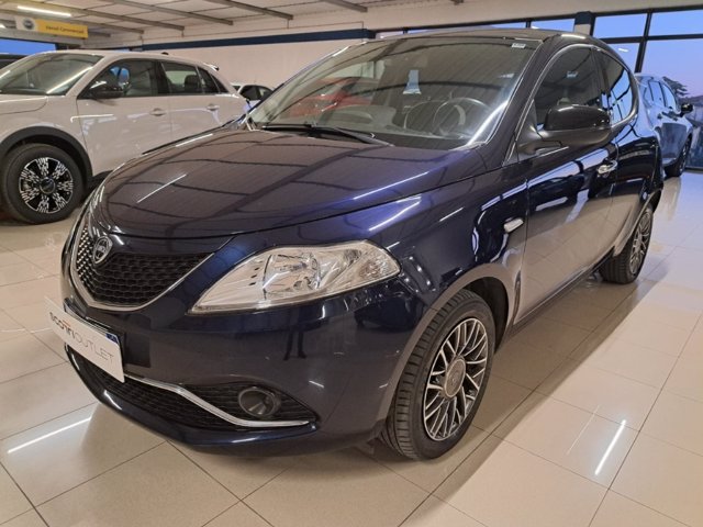 LANCIA Ypsilon 1.2 gold 69cv