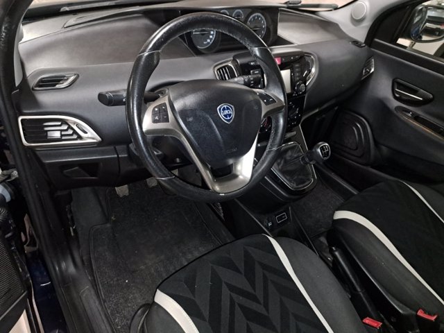 LANCIA Ypsilon 1.2 gold 69cv