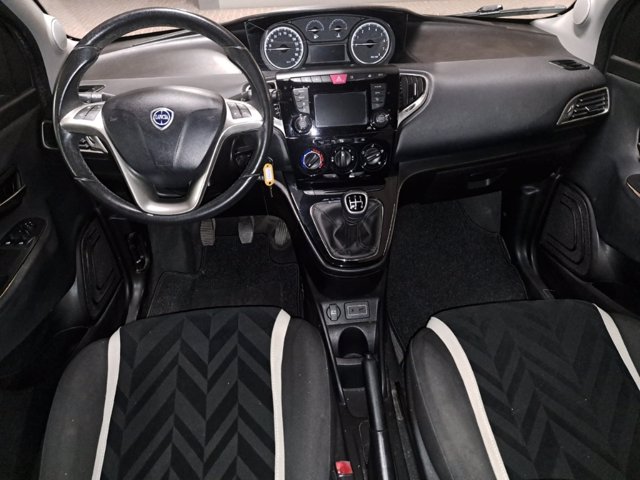 LANCIA Ypsilon 1.2 gold 69cv