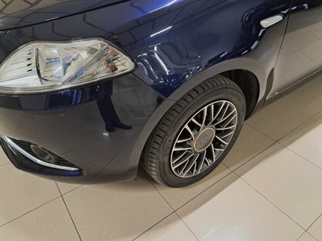 LANCIA Ypsilon 1.2 gold 69cv