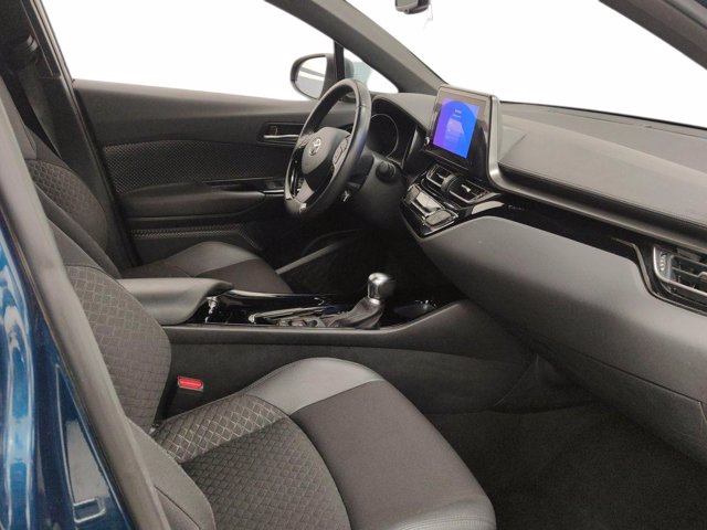 TOYOTA C-HR 1.8 Hybrid E-CVT Trend