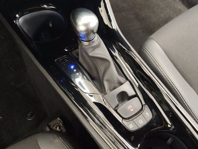 TOYOTA C-HR 1.8 Hybrid E-CVT Trend