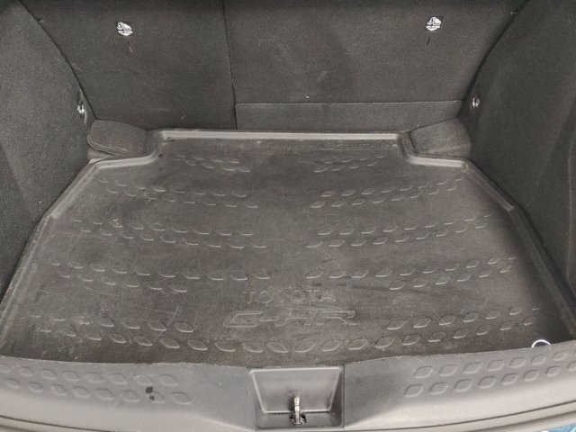 TOYOTA C-HR 1.8 Hybrid E-CVT Trend