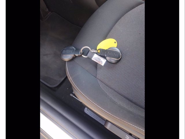 MINI Mini 3p 1.5 one baker street 75cv