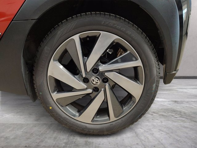 TOYOTA Aygo x 1.0 lounge 72cv s-cvt