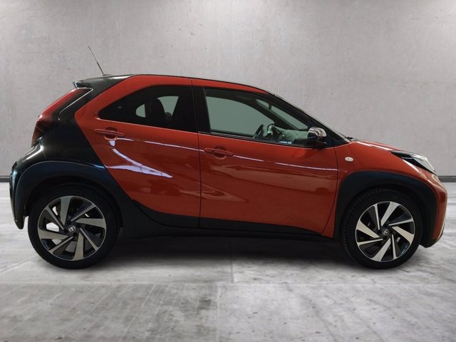 TOYOTA Aygo x 1.0 lounge 72cv s-cvt