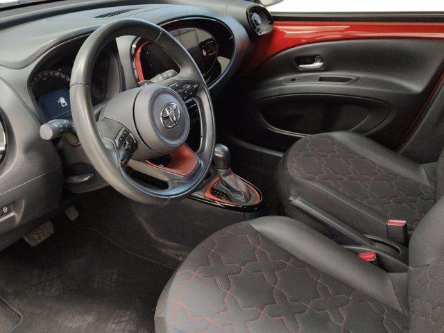 TOYOTA Aygo x 1.0 lounge 72cv s-cvt