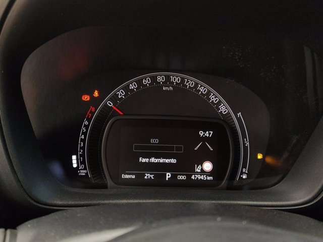 TOYOTA Aygo x 1.0 lounge 72cv s-cvt