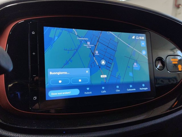 TOYOTA Aygo x 1.0 lounge 72cv s-cvt