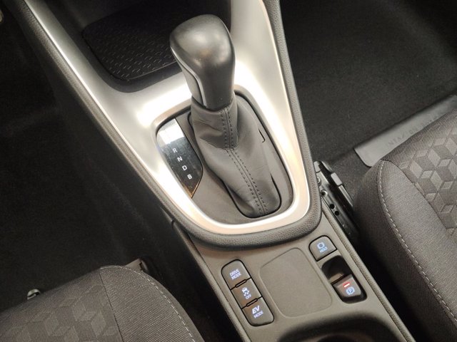 TOYOTA Yaris 1.5 Hybrid 5 porte Trend