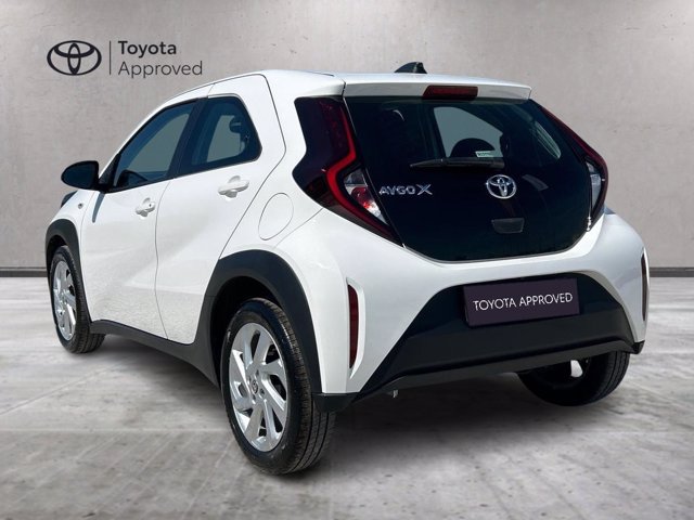 TOYOTA Aygo x 1.0 active 72cv s-cvt