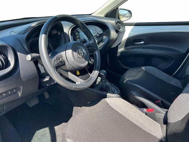 TOYOTA Aygo x 1.0 active 72cv s-cvt