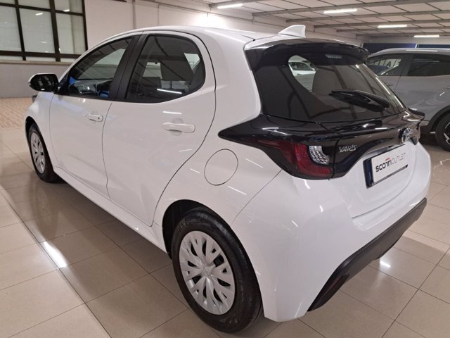 TOYOTA Yaris 1.5 Hybrid 5 porte Active