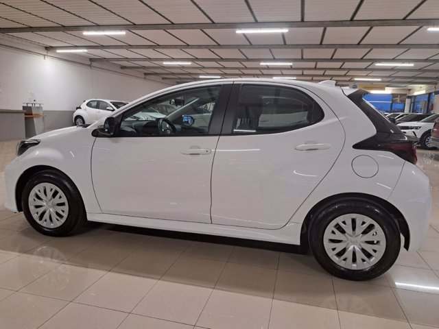 TOYOTA Yaris 1.5 Hybrid 5 porte Active