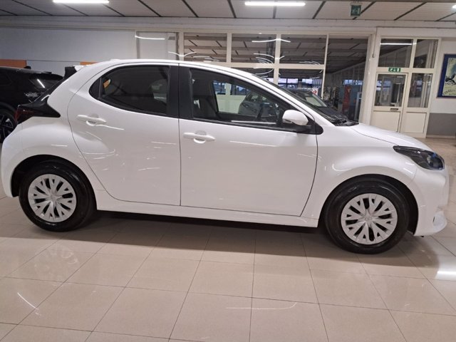 TOYOTA Yaris 1.5 Hybrid 5 porte Active