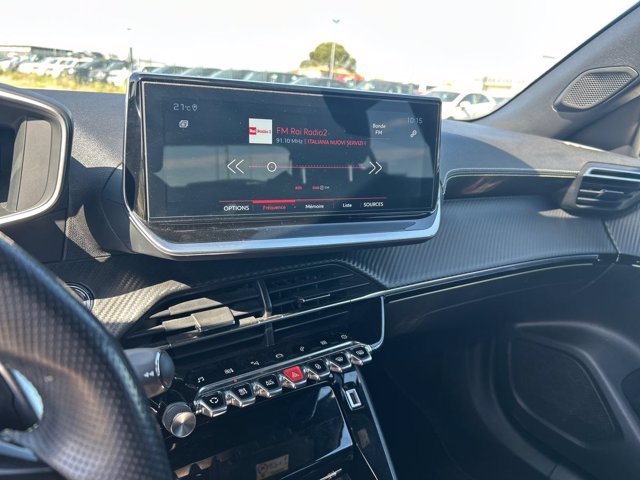 PEUGEOT 2008 1.5 bluehdi gt pack s&s 130cv eat8