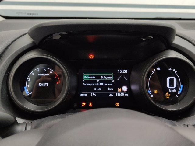 TOYOTA Yaris 1.0 5 porte Trend