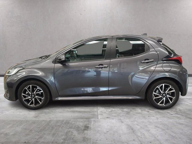 TOYOTA Yaris 1.5h trend