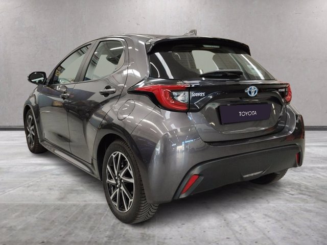 TOYOTA Yaris 1.5h trend