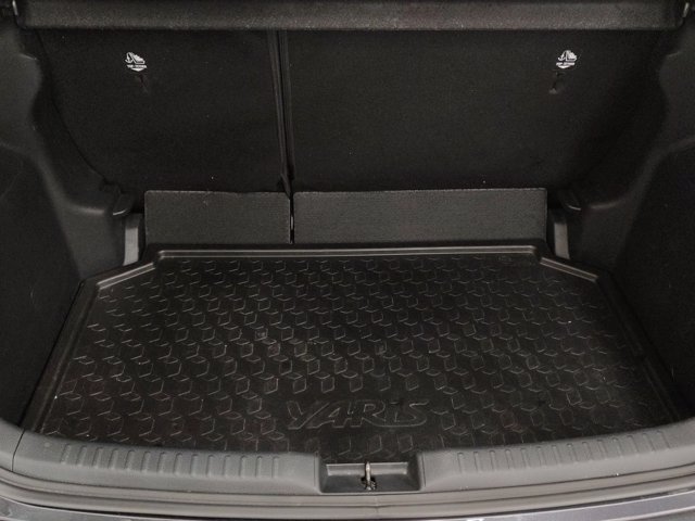 TOYOTA Yaris 1.5h trend