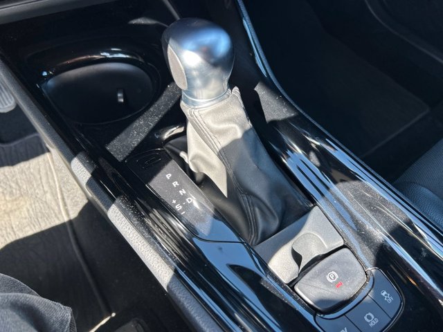 TOYOTA C-hr 2.0h trend e-cvt