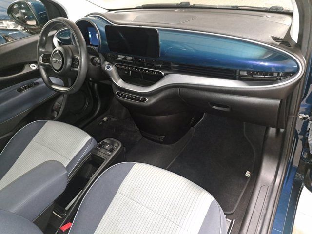 FIAT 500 Icon Berlina 42 kWh