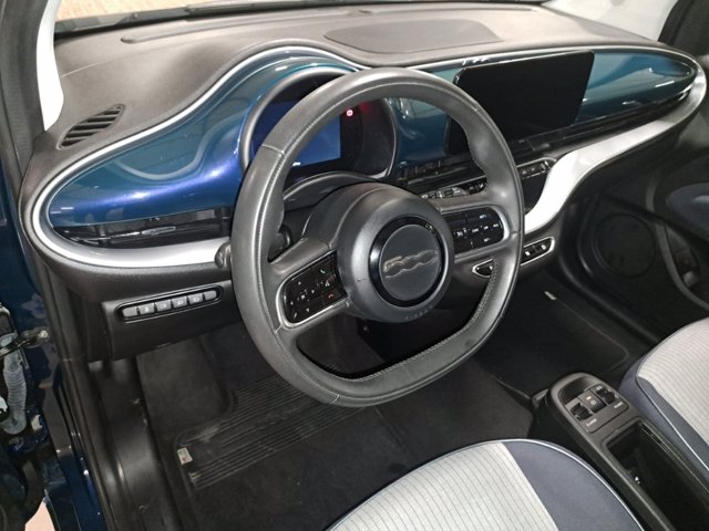 FIAT 500 Icon Berlina 42 kWh