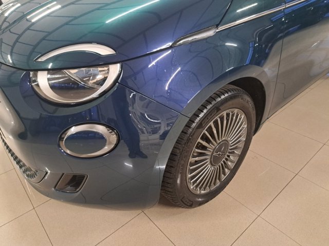 FIAT 500 Icon Berlina 42 kWh