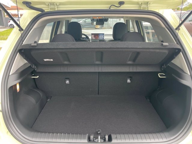HYUNDAI Inster 49kwh xclass
