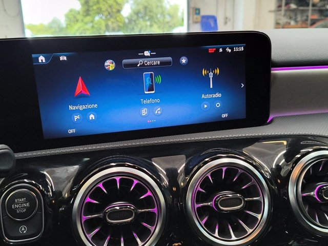 MERCEDES A 180 d amg line advanced plus auto