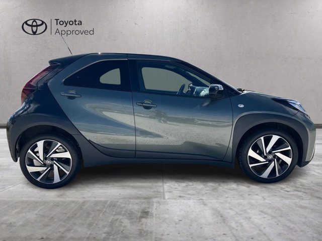 TOYOTA Aygo x 1.0 lounge 72cv
