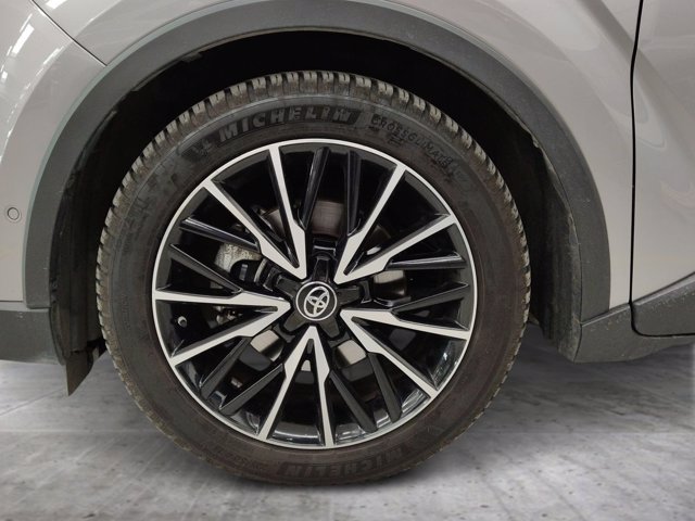 TOYOTA C-hr 1.8h trend 2wd e-cvt